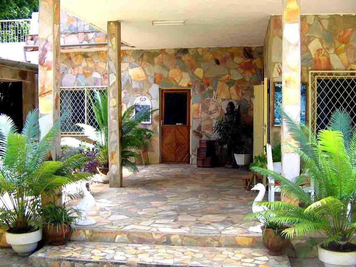 Hotel Chez Fanny Kpalime Екстер'єр фото
