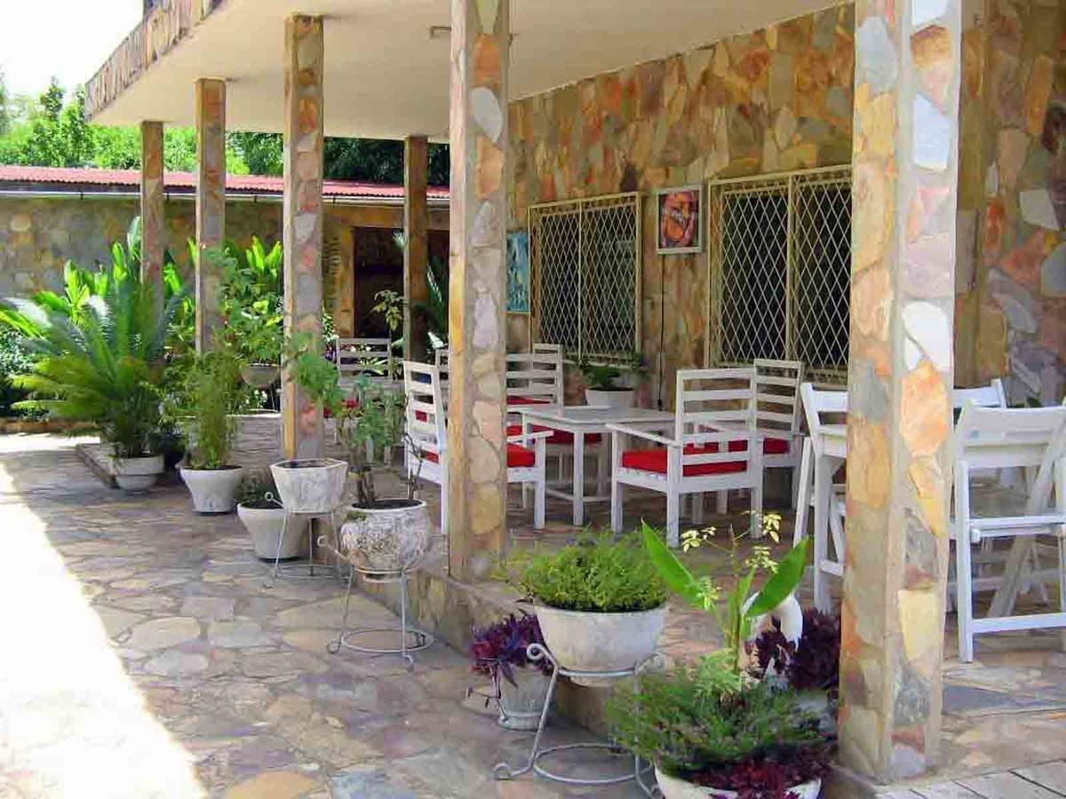 Hotel Chez Fanny Kpalime Екстер'єр фото